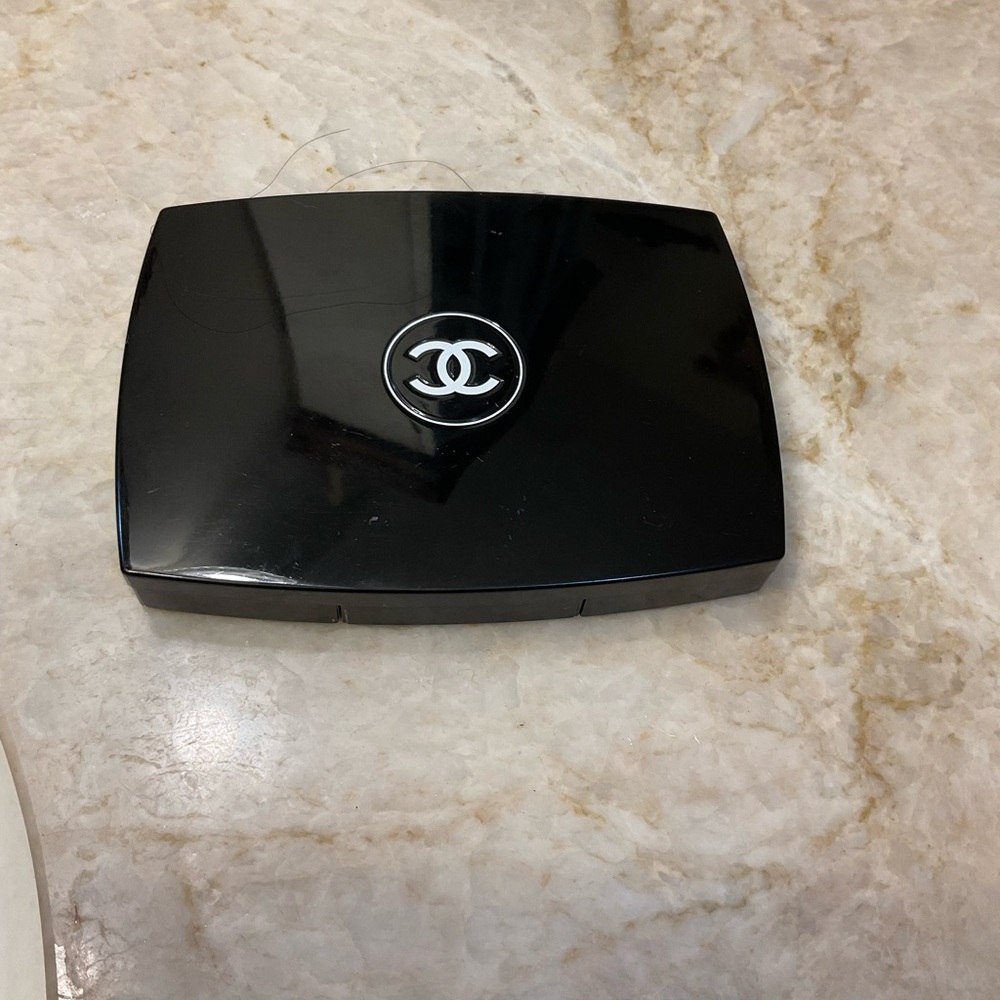 Chanel Lumiere Romantique Color Palette